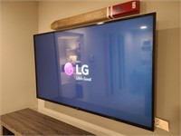 65" LG TV