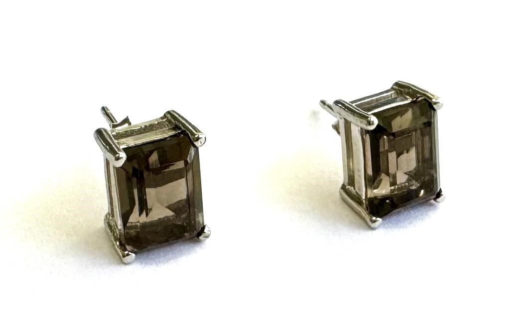 2CT STUNNING SMOKY TOPAZ SOLITAIRE EARRINGS