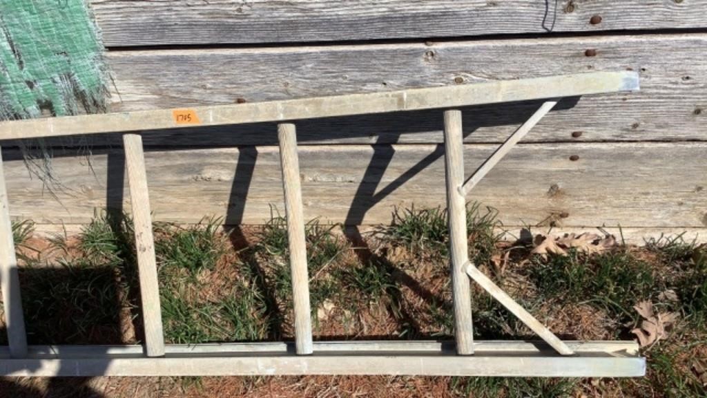 Aluminum ladder 131/2’