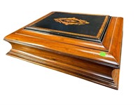 VICTORIAN INLAID MAHOGANY SILVER CHEST