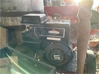Chipper With 5Hp Briggs And Stratton