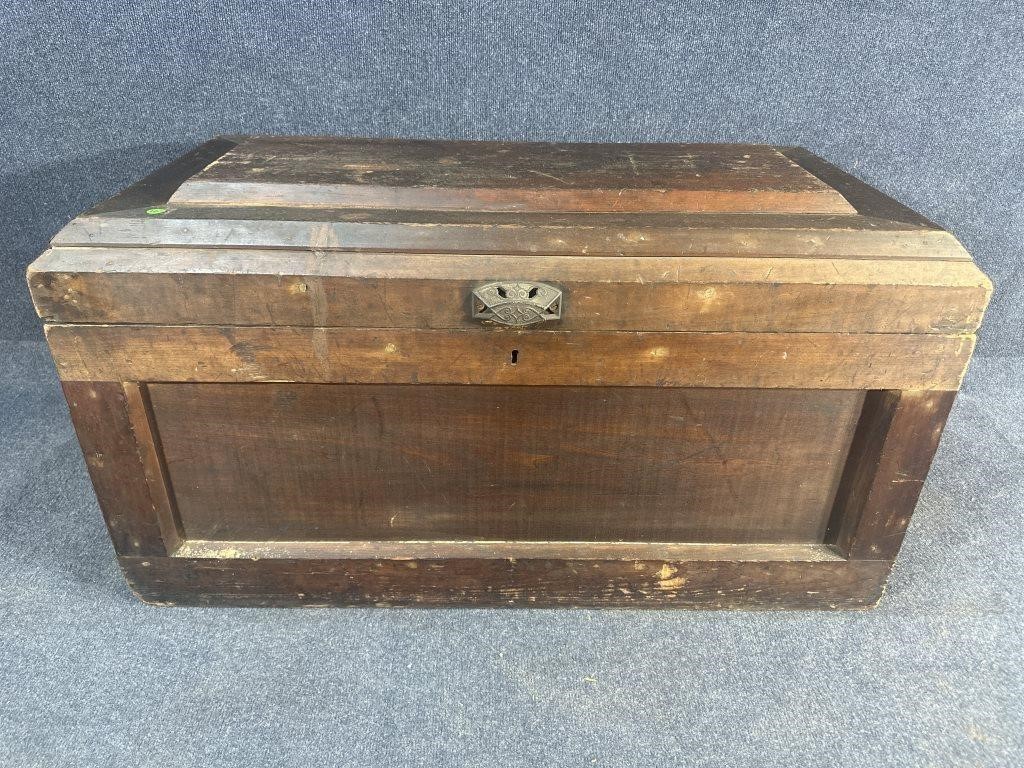 19TH CENT. MASTER CRAFTSMAN TOOL BOX