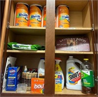 U - MIXED LOT OF CLEANING SUPPLIES (G10)