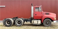 1992 Ford LTL9000 AeroMax truck tractor,