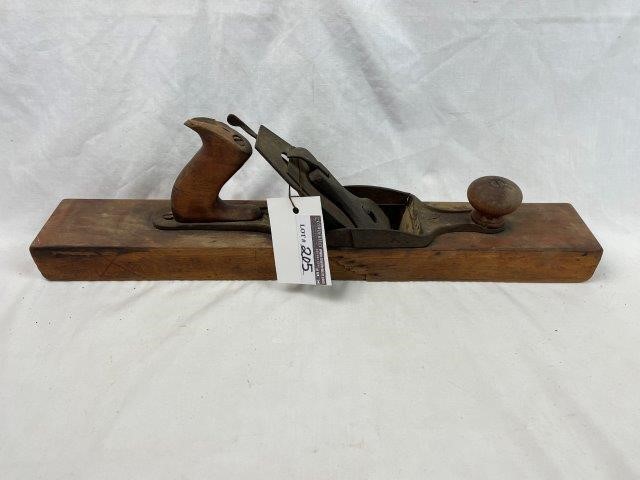 Lowderman Auction & Real Estate- Art Vintage Tools & Quilts