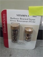 New Elizabeth Arden Vitamin C Radiance Renewal Sem