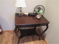 6 Décor Items: Side Table, Lamp, Fan, Clocks