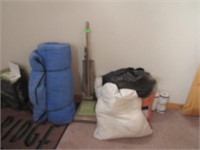 Asst'd. Items: Hoover Vacuum, Heavy Sleeping Bag,