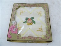 x2 Ladies Vintage Handkerchiefs in Box