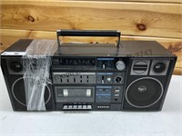 Sanyo Portable Stereo