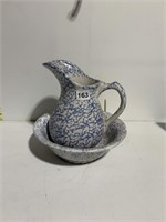 BLUE & WHITE PITCHER & BOWL UNMARKED, CHIP ON