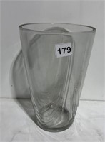 VASE 10" H