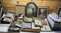 Picture Frames & Wall Decor