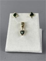 14K Yellow Gold Green Tourmaline Pendant Earrings