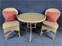 WICKER AND BENTWOOD TABLE AND 2 CHAIRS