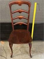 Straight Ladder Back Antique Wood Chair