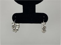 14K White Gold Twist Hoop Huggie Earrings