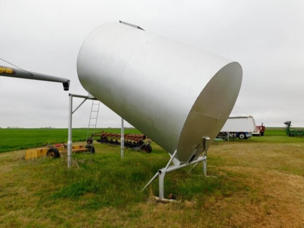 1000 Bushel Slant Grain Bin