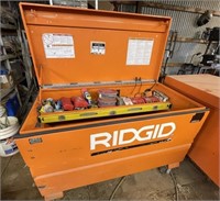 Ridgid Job Box on Wheels -Elec outlets inside