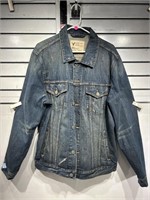 Jean denim jacket. American Eagle Outfitters.