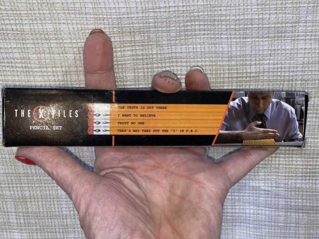 The X-Files Pencil Set