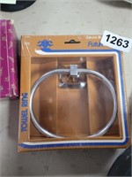 TOWEL RING NEW