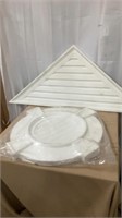Round gable vent + triangle gable end