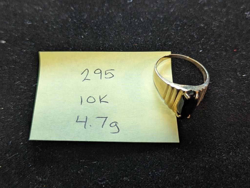 10k Gold 4.7g Ring