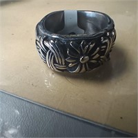 Silver Toned Designer Ring
