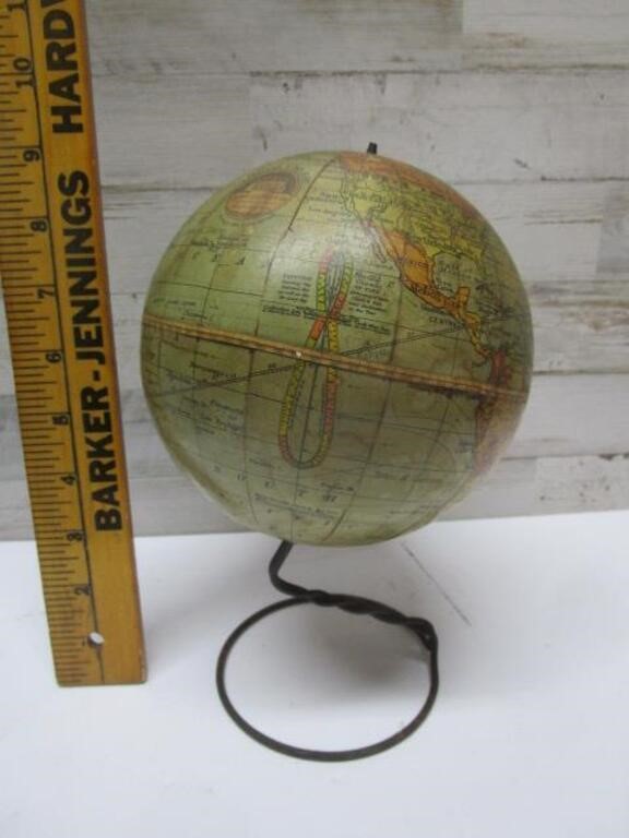 SMALL GLOBE