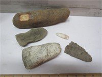 INDIAN ARTIFACTS AXE HEADS & SANDSTONE ARROWHEADS