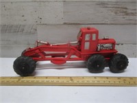 AUBURN RUBBER TRACTOR LARGE