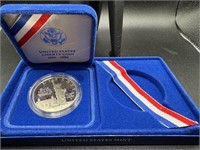 1986 UNITED STATES PROOF LIBERTY COIN IN CASE