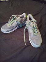 Nike air max womens shoes size 8
