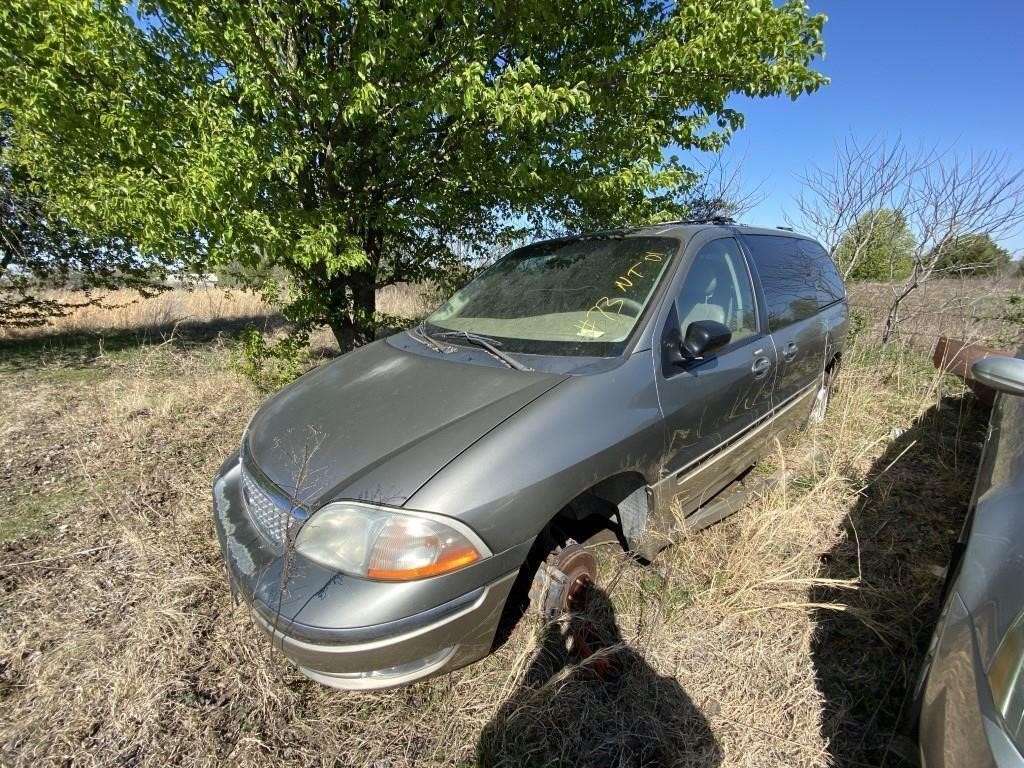 2001 Ford Windstar SEL Van-As Is-No Title