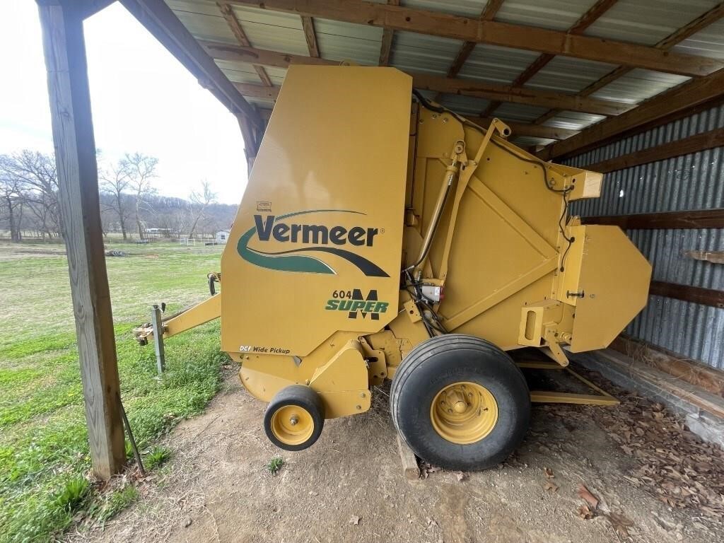 Vermeer Super M 604M Round Baler Twine & Net