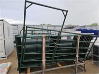 NEW 28pc Steelman 5'X10' Corral Panels