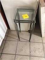 Glass plant stand #384