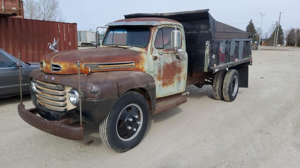 1950 Ford F135 S/A Dually Dump Truck