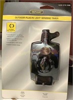 Defiant Outdoor Plug-In Light Sensing Timer