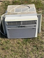 WINDOW AC UNIT