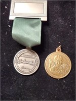 USA 2 Vintage Numismatic Medals . Z4K2
