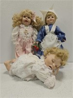 Porcelain doll lot