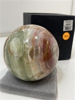 Polished stone sphere. Onyx. Kalifano. Las Vegas.