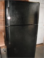 Kenmore Refrigerator Model AD18 (Black)