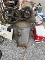 Vintage Air Compressor Untested