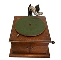 Victor Talking Machine Company, Model VV-IV