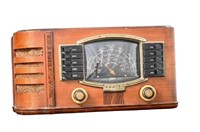 Zenith 6 Tube, Table Radio, Model 75633