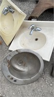 3 SINKS-2 cultured 1- stainless steel