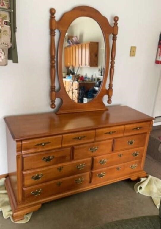 Tell City Young Republic Dresser w mirror 36.5 h